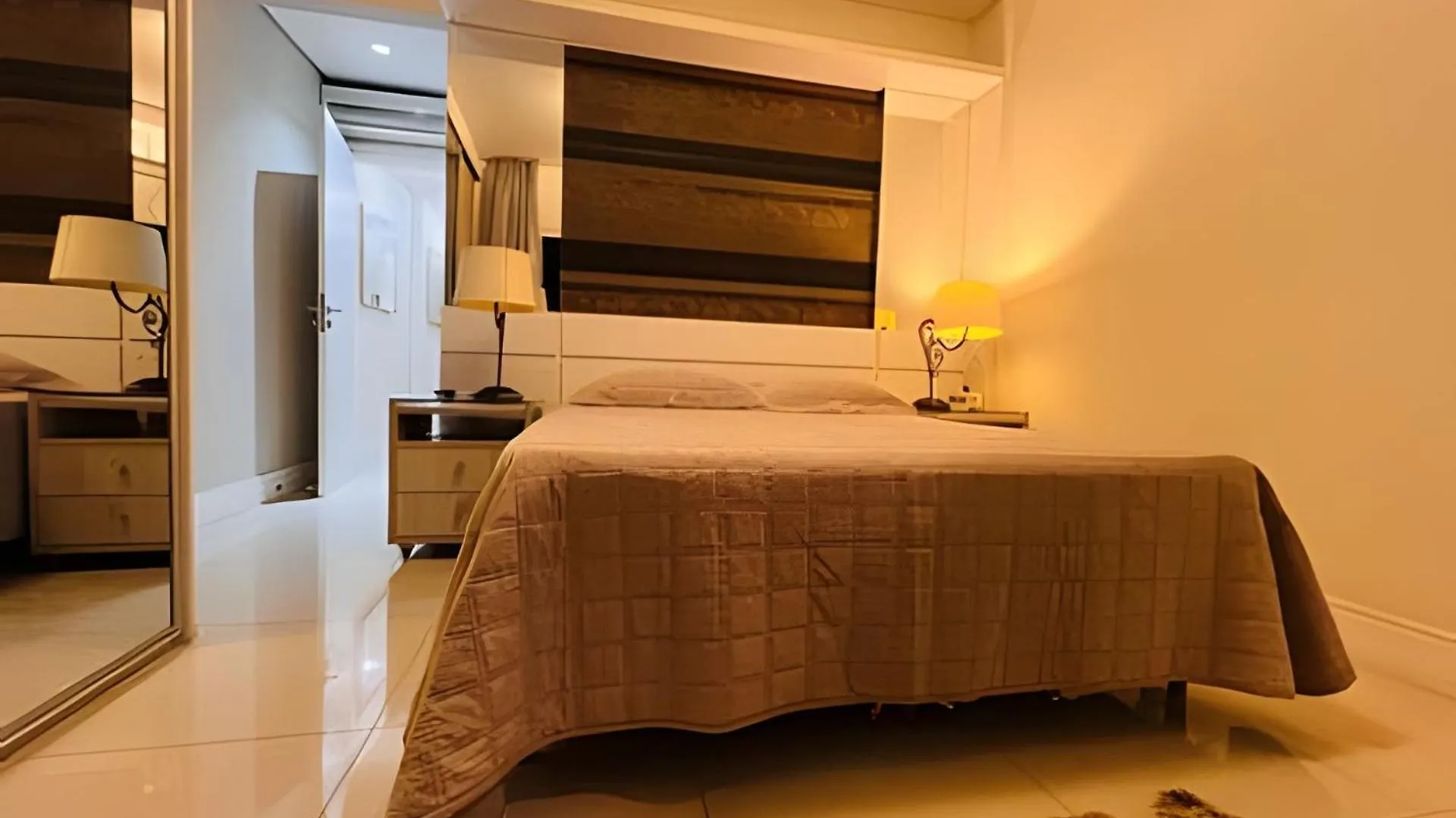 Appartement Curta!|190|Suites Belleville| Praia |Oceanic Aquarium Balneário Camboriú Brésil
